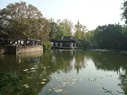 蓮花荘
