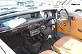 車内