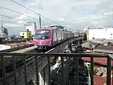 全面広告が施された編成