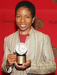 リサ・ゲイ・ハミルトンLisaGay Hamilton