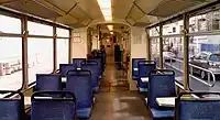 車内