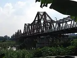ロンビエン橋