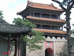 福陵の隆恩門