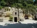 洞窟の納屋