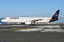 エアバス A320-131 D-AIRY「Die Maus」