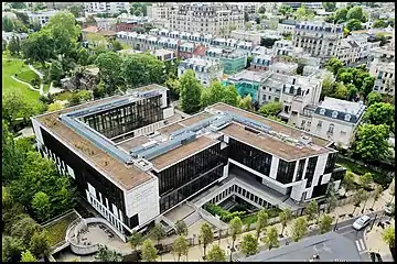 リセ・ラ・フォリー・サン＝ジャム (Lycée La Folie Saint-James)
