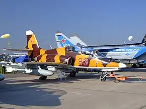 MiG-AT