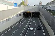 庄内川左岸付近の半地下区間出入口（名古屋市守山区松坂町）