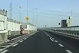 高架区間の非常駐車帯