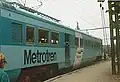 1991年・サンティアゴの近郊電車メトロトレンで活躍するAEL形電車台車やパンタグラフはAEZと同様