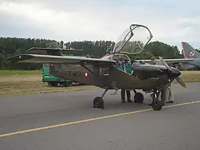 デンマーク空軍のT-17(MFI-17)
