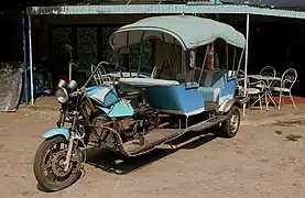 オートバイを改造したタイプ（タイ王国）