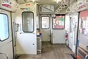 MRT300形301の乗務員室周り。（倉敷市、2023年6月）