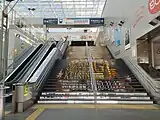 中央改札口への階段（2024年2月）