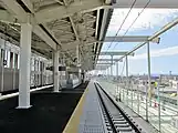 完成した上り高架ホーム