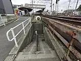 改札外にある地下通路