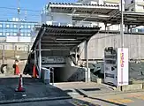 西口