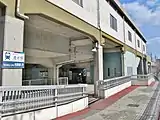 歩道橋との接続口