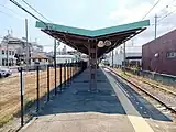 ホーム棒線化されて東側は廃止