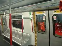 2次車車内