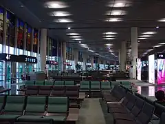 空港のゲートラウンジ