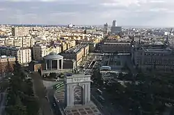 モンクロア広場