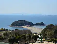 干潮時に陸続きとなる前島