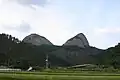 馬耳山北緯35度45分37.9秒 東経127度24分43.8秒