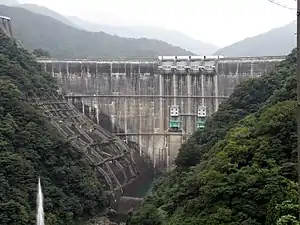 真名川ダム
