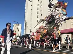練り歩き