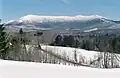 バーモント州アンダーヒルから見たマンスフィールド山の西側斜面。