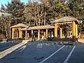 森林公園入口のバス停