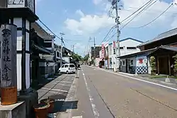 松原神社参道(新馬場通り)