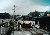当駅に進入する上り列車（2005年3月）
