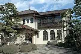 旧新田邸(松山大温山記念会館)