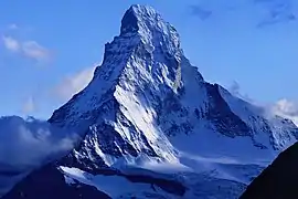 マッターホルン世界的に知られる氷食尖峰