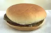 マクドナルドのハンバーガー（2007年撮影）