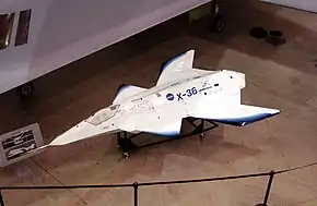 展示されているX-36