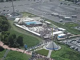 2008年に登場した「めちゃイケ海の家」全景（2008年8月27日撮影）