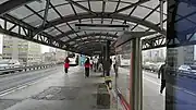 プラットホーム