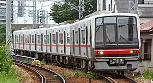 守山自衛隊前駅へ向かう4000系の急行