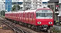 1984年にモデルチェンジされた6500系と、同様の車体となった6000系との6両編成