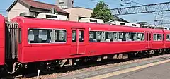 両開き扉となったモ7050形7100番台