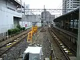 7番線跡地（左）（2006年9月）