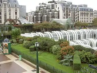 同庭園