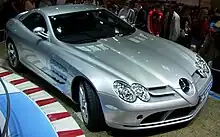 2004年：C190マクラーレンとの共同開発によるスーパーカー、SLRマクラーレン