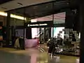 施設入口（大阪、メルセデスベンツ コネクション当時）