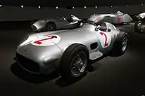 W196R