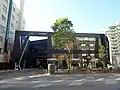施設入口（東京）