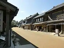 商家の町並み